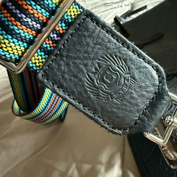 Elegant Gray Embossed Tote Bag - Picture 5 of 14